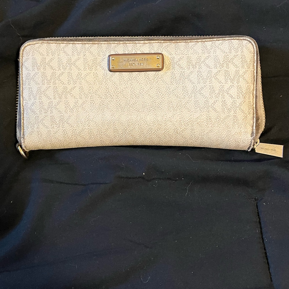 Michael Kors Metallic Gold Signature Wristlet Clutch